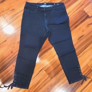 a.n.a stretch denim crop lace up ankle jeans